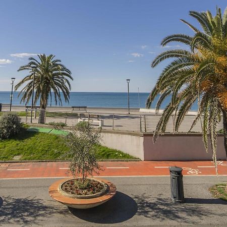 Ferienwohnung 105 - La Casa Di Jacopo, Fronte E Vista Mare In Centro A Riva Trigoso, 20 Metri Dalla Spiaggia Sestri Levante Exterior foto